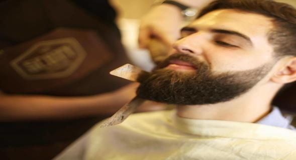 LOW MAINTENANCE BEARD TIPS THAT WILL KEEP YOU LOOKING SHARP